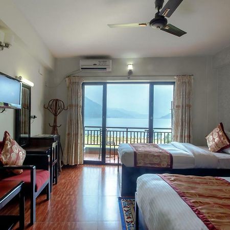 Hotel Peace Plaza Pokhara Zewnętrze zdjęcie