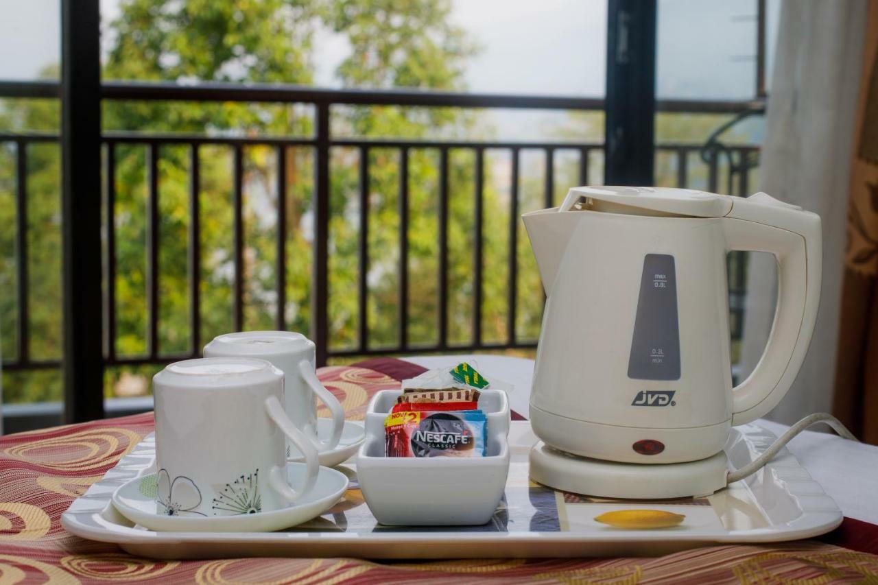 Hotel Peace Plaza Pokhara Zewnętrze zdjęcie