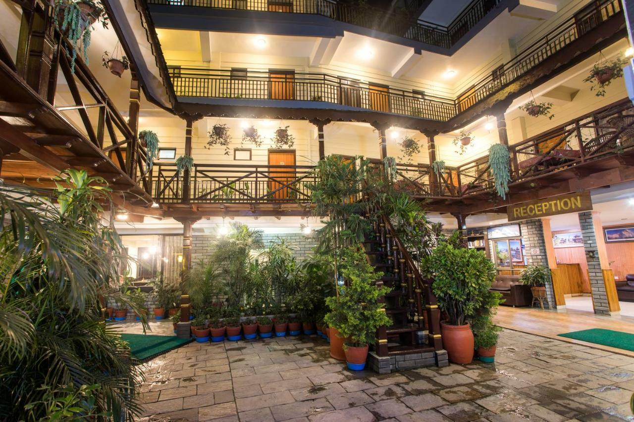 Hotel Peace Plaza Pokhara Zewnętrze zdjęcie