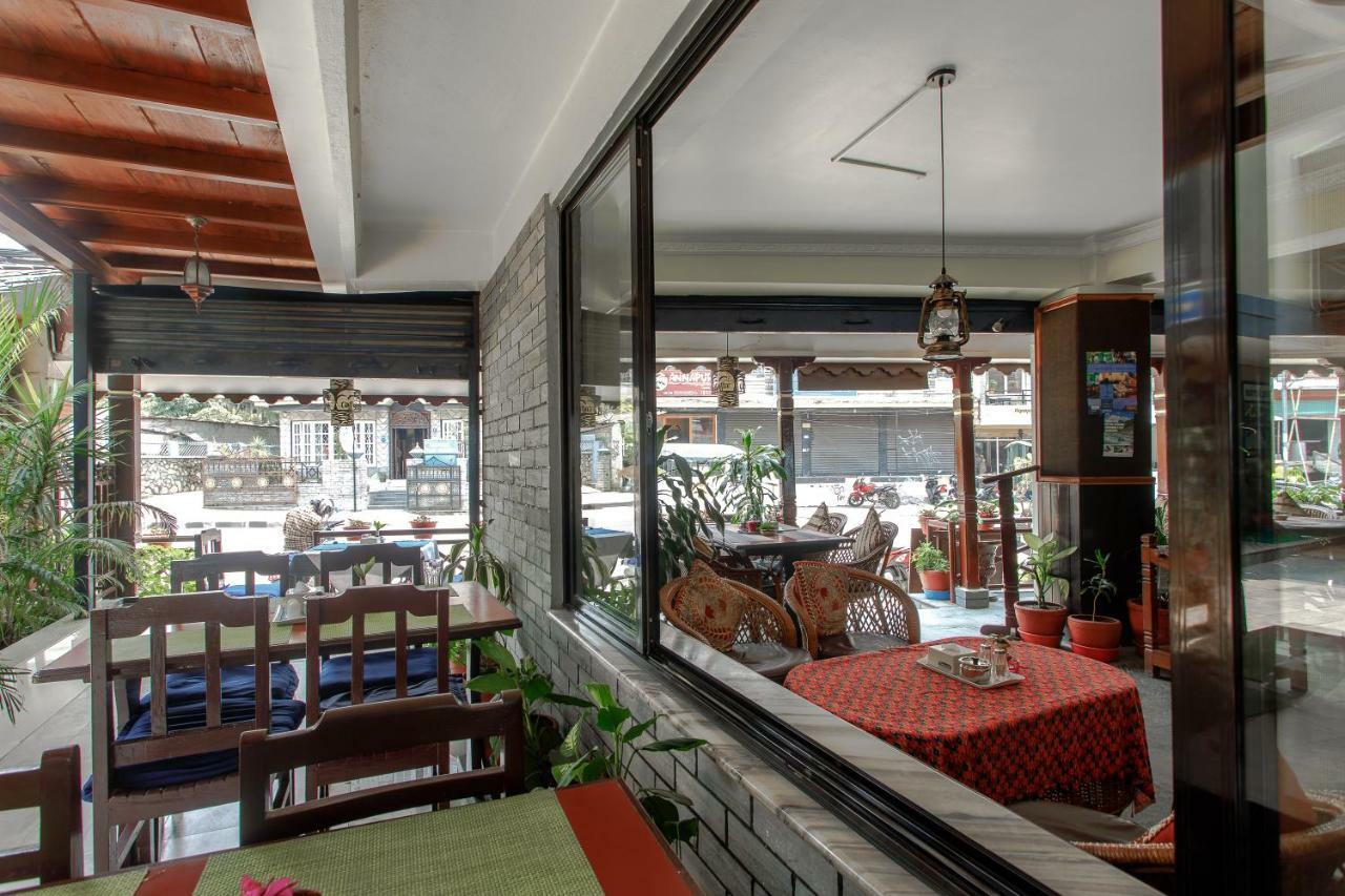Hotel Peace Plaza Pokhara Zewnętrze zdjęcie